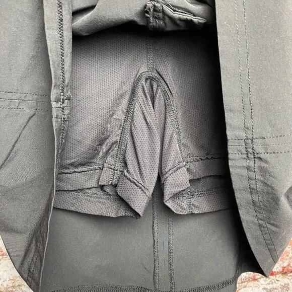 L.L. Bean Women's Black Skorts Size 12R - Picture 4 of 6